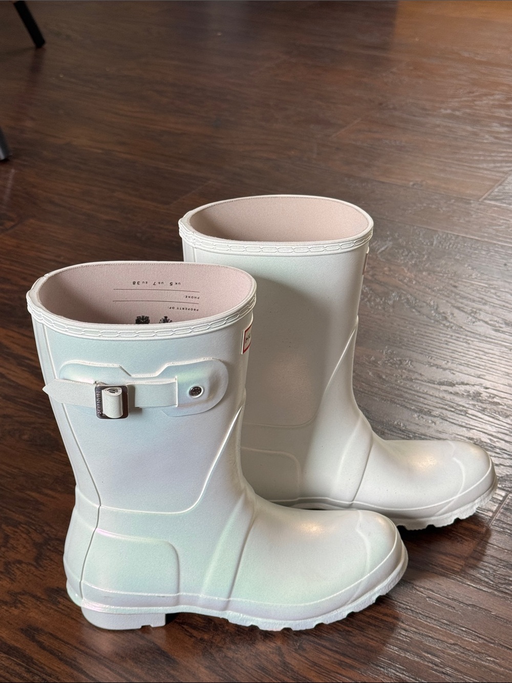 Hunter Iridescent Pearl Gloss Rain Boots - White with Sparkly Pink/Green Shimmer - Picture 2 of 9